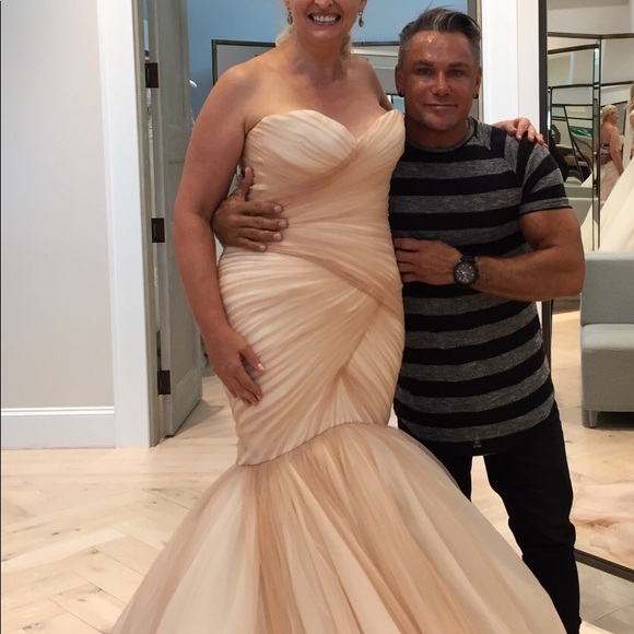 Mark Zunino Wedding Dress - Picture 2 of 7